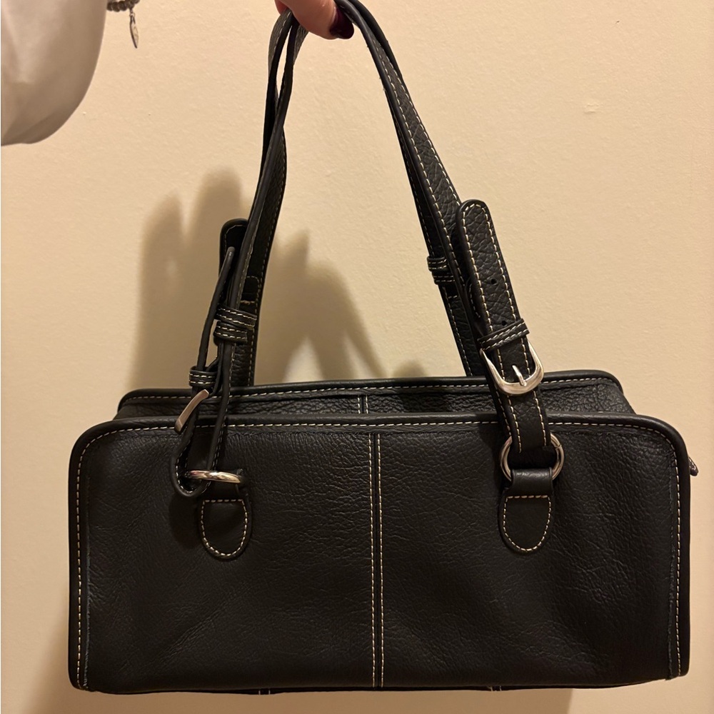 Chic Black Leather Shoulder Bag